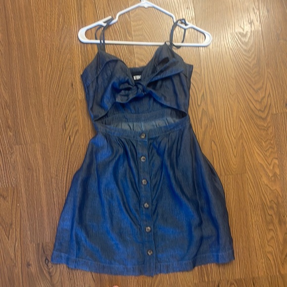 REFORMATION DRESS - Picture 2 of 3